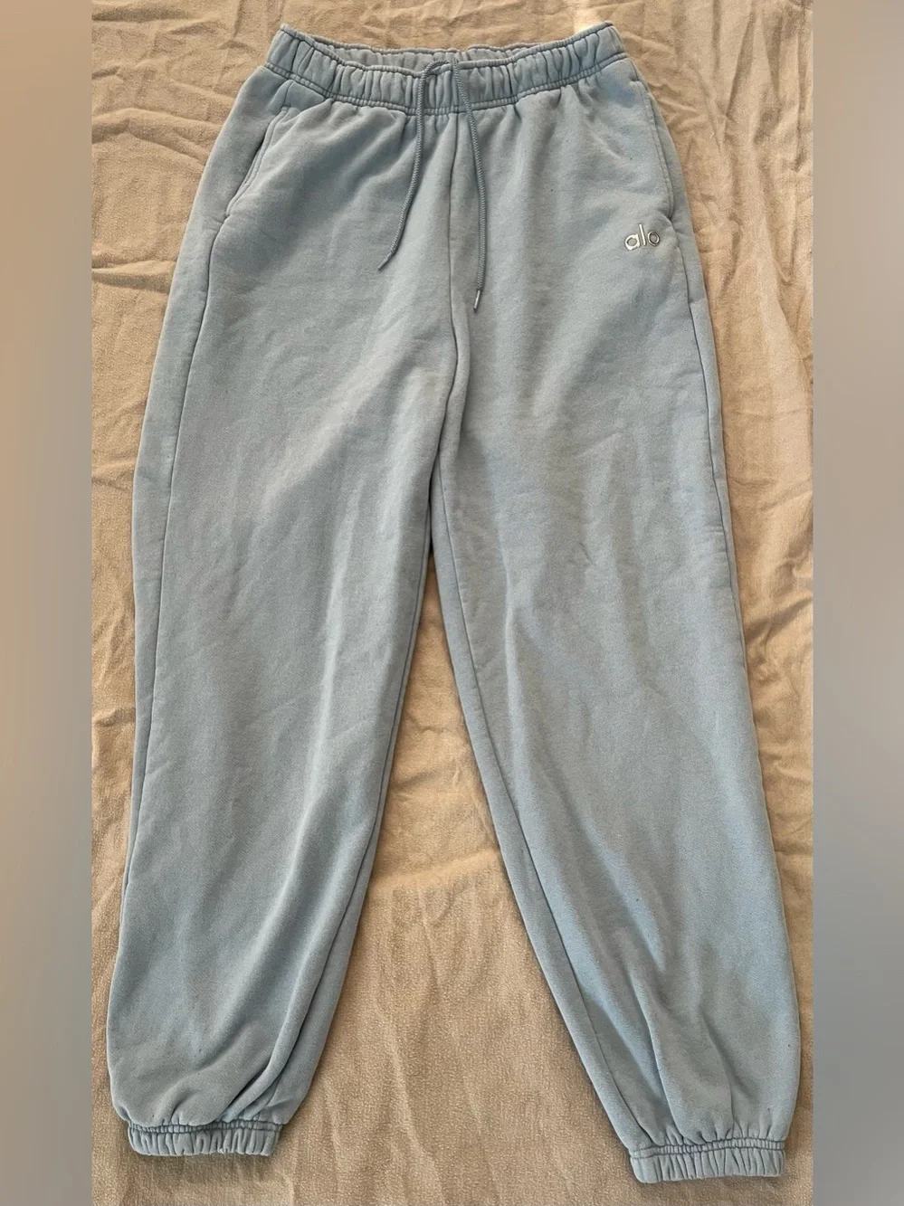 ALO Yoga Women’s Accolade Sweat Pants Joggers Blue Medium
